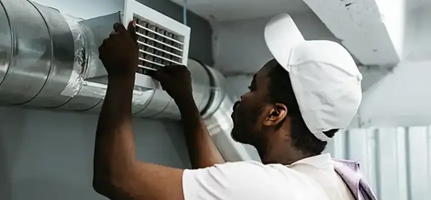 Our Licensed And Insured Cleaners in Long Beach, CA